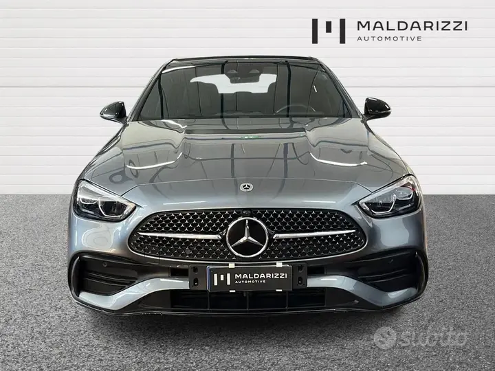 Mercedes-Benz C 300 2025 photo 2