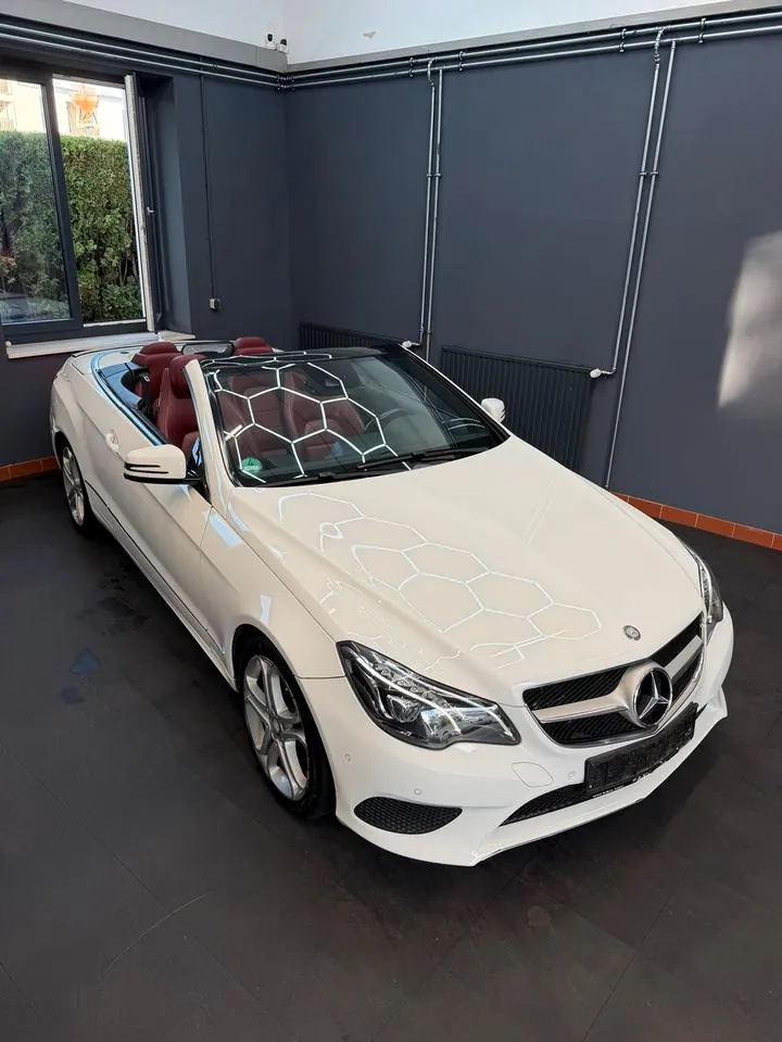 Mercedes-Benz E 220 Cabrio