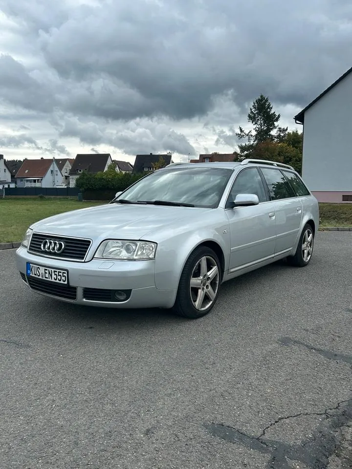 Audi A6 Avant Quattro