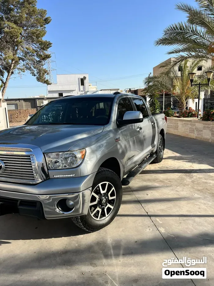 Toyota Tundra 2010 photo 5