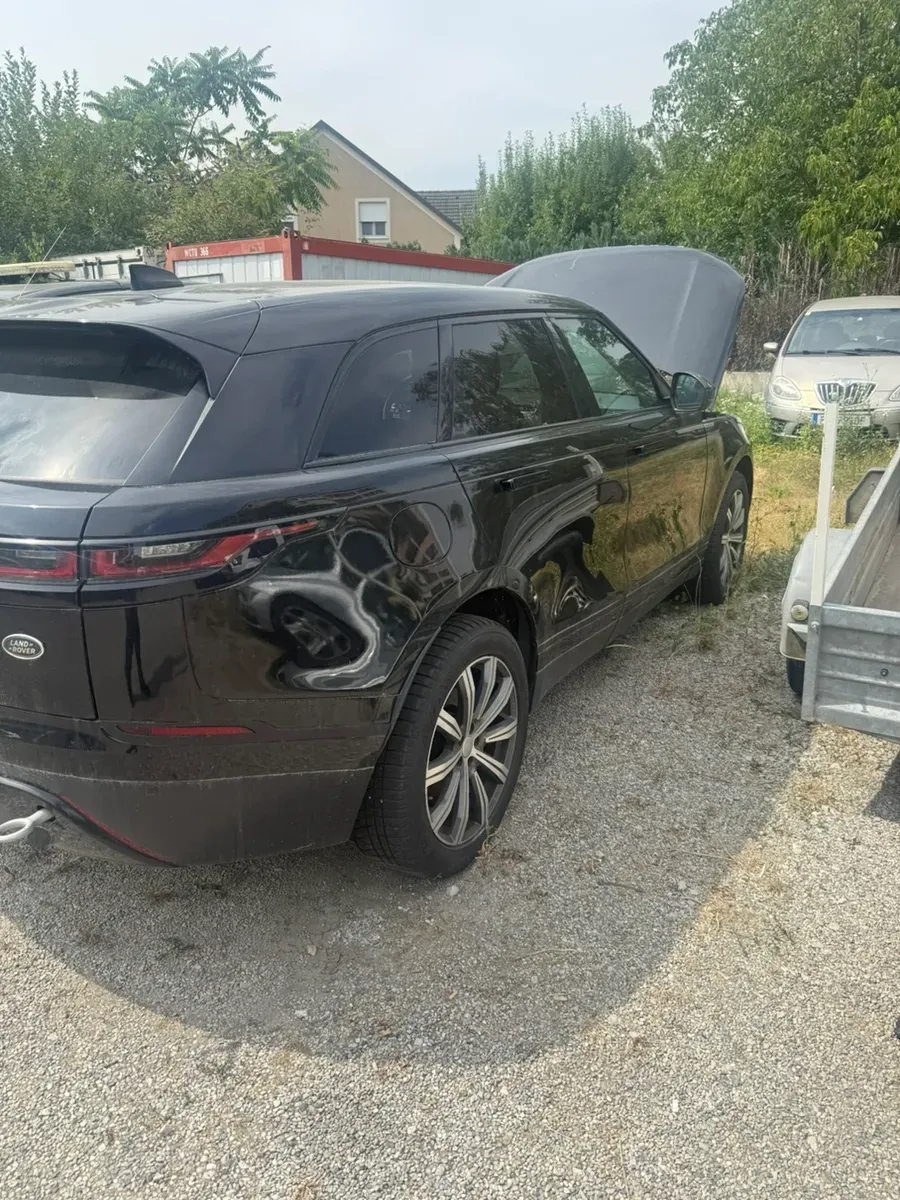 Land Rover Range Rover Velar 2018 photo 2