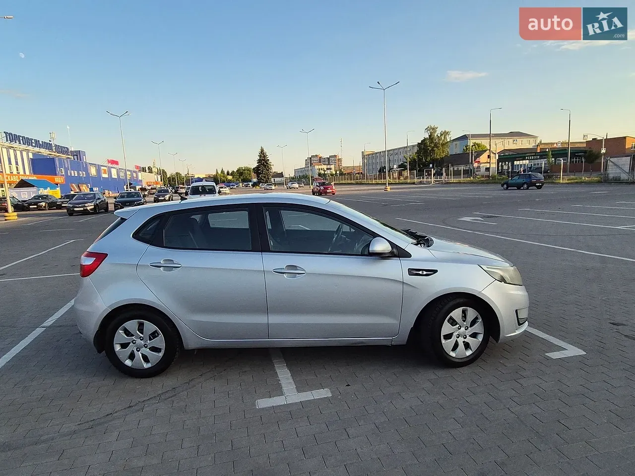 Kia Rio 2012 photo 5