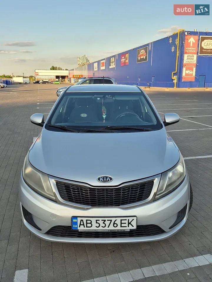 Kia Rio 2012 photo 3
