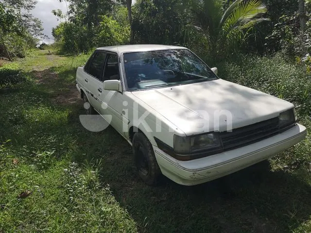 Toyota Corona 1984 photo 5