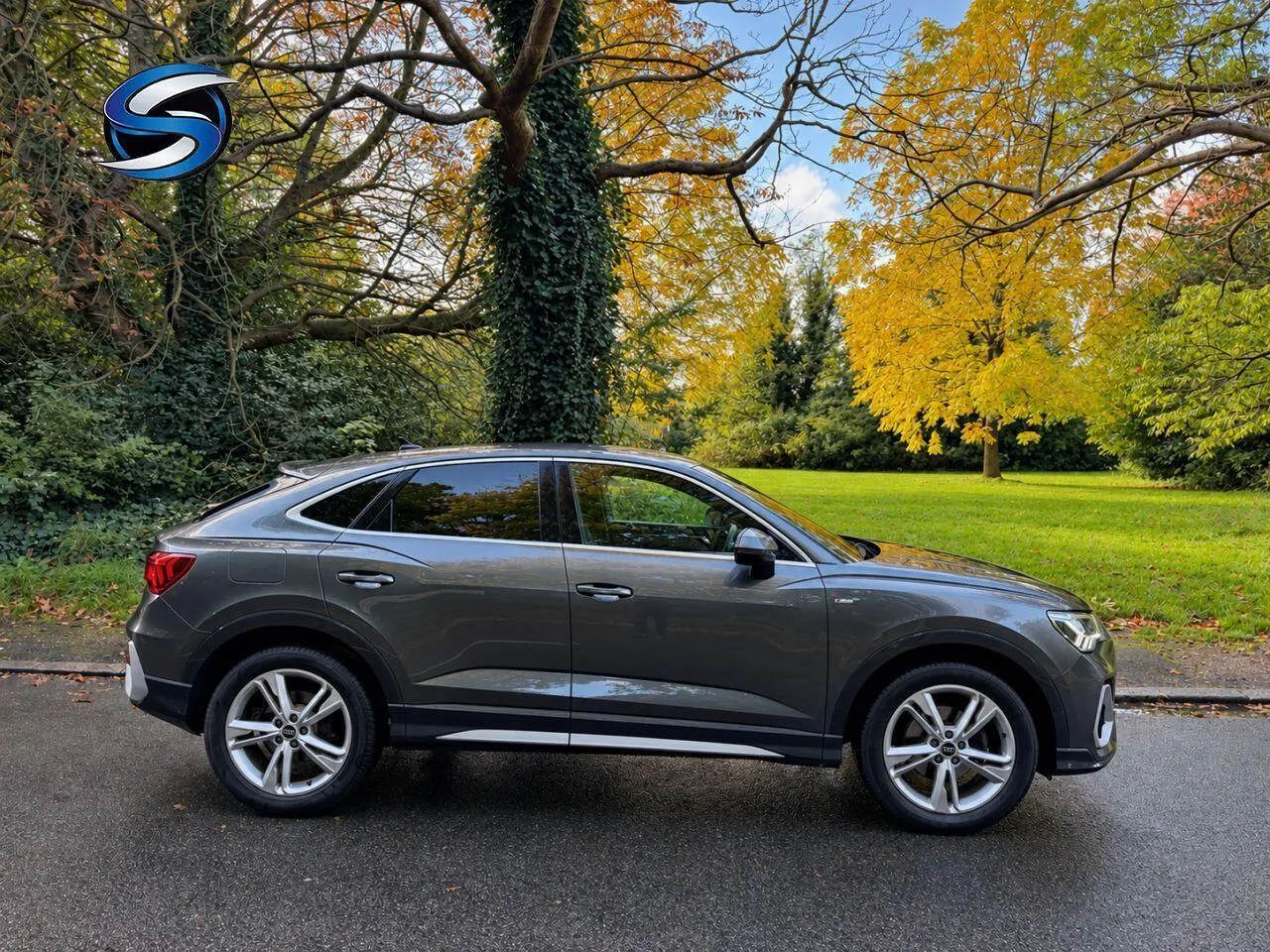 Audi Q3 2021 photo 4