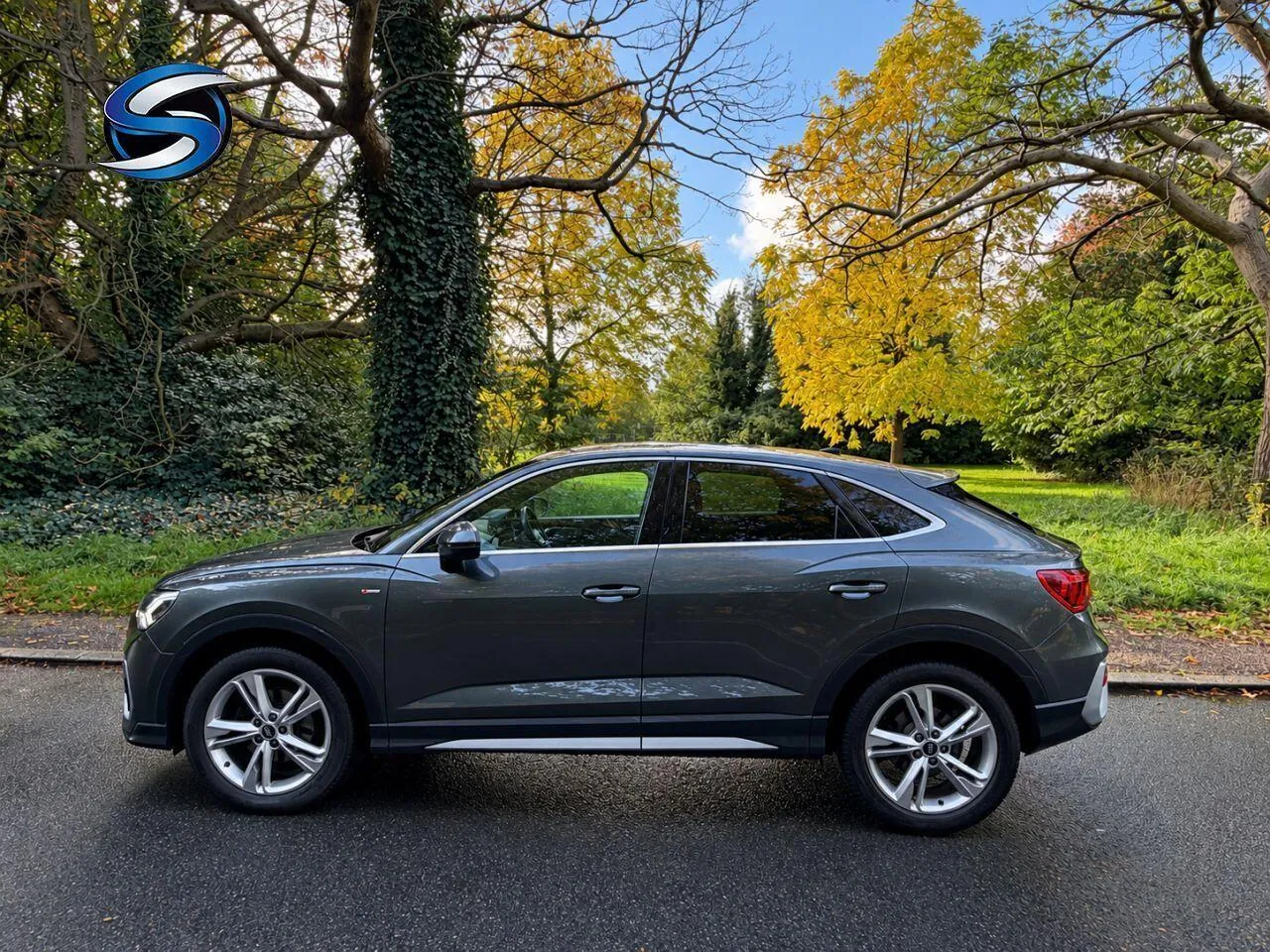 Audi Q3 2021 photo 5