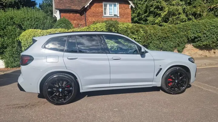 BMW X3 2022 photo 2