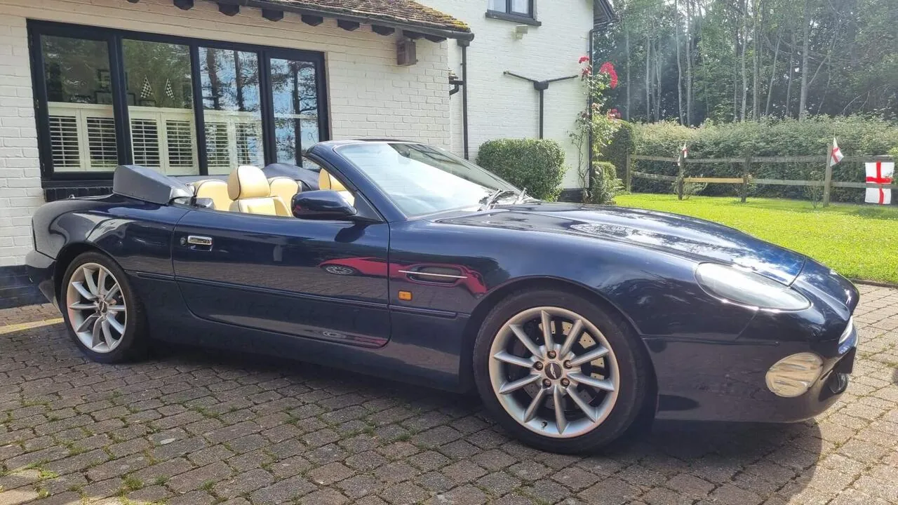 Aston Martin Db7
