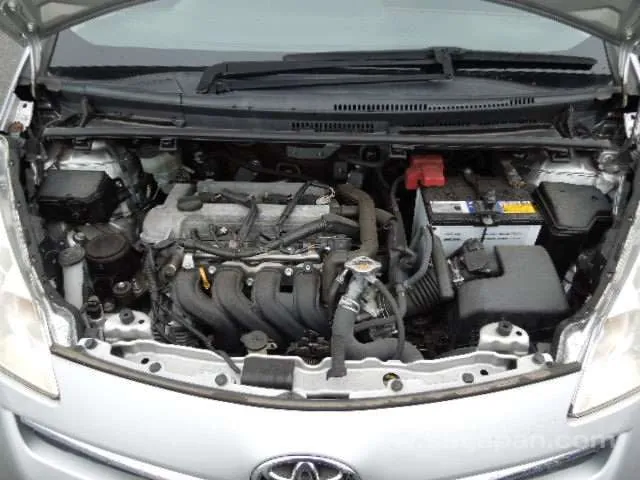 Toyota Ractis 2014 photo 5