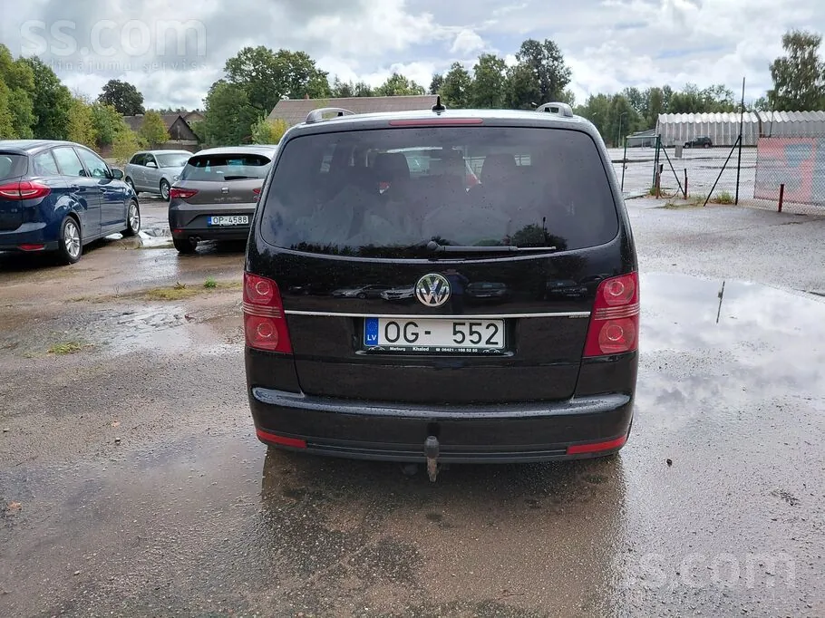 Volkswagen Touran 2007 photo 5