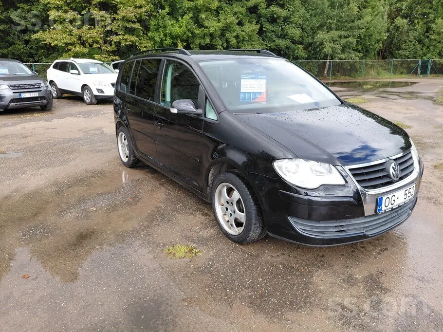 Volkswagen Touran 2007 photo 3