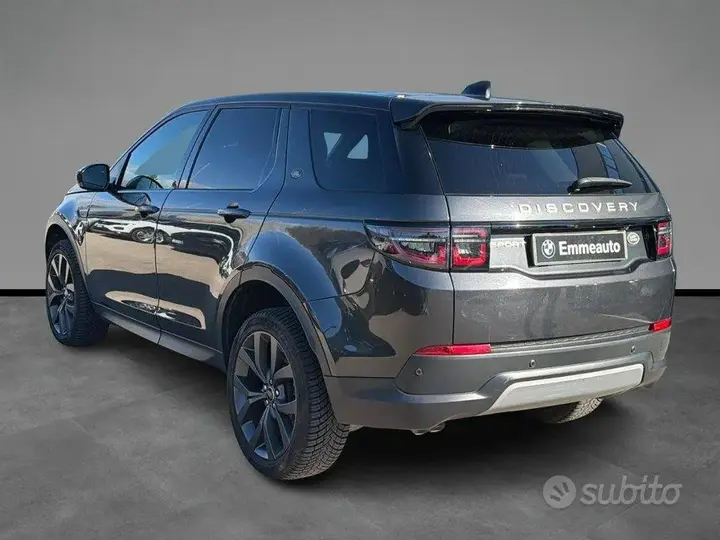 Land Rover Discovery Sport 2022 photo 3