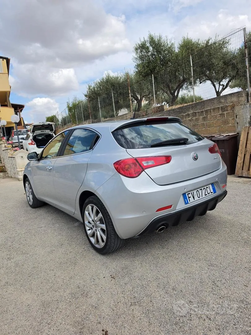 Alfa Romeo Giulietta 2019 photo 2