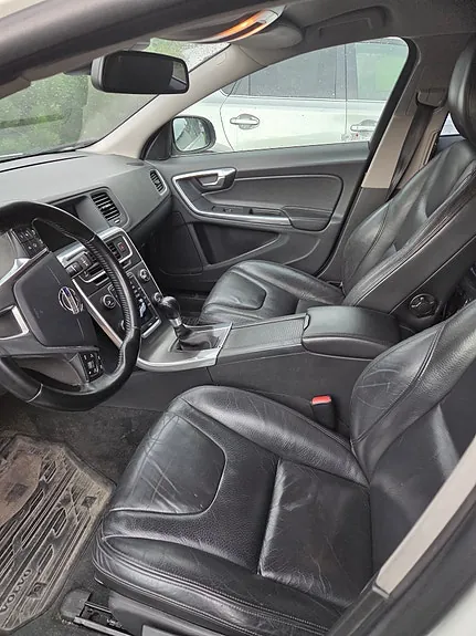 Volvo V60 2011 photo 3
