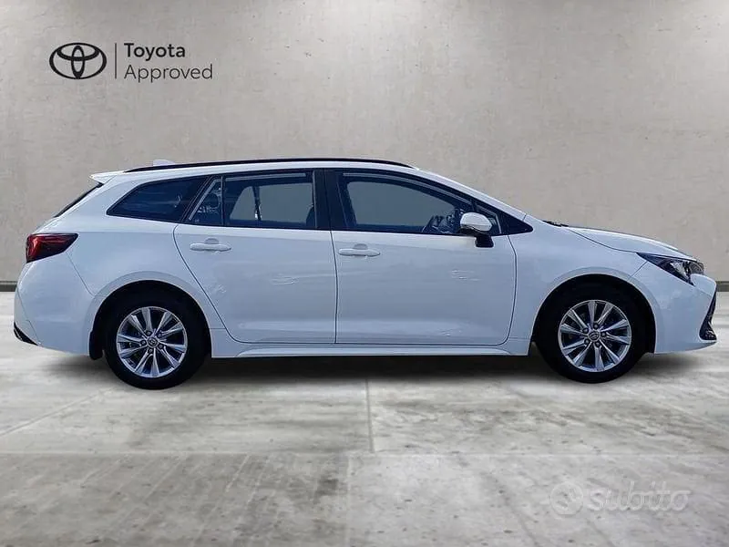 Toyota Corolla 2023 photo 4