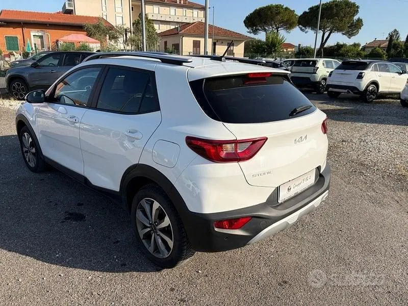 Kia Stonic 2023 photo 5
