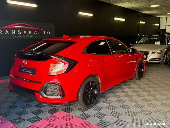 Honda Civic 2018 photo 3