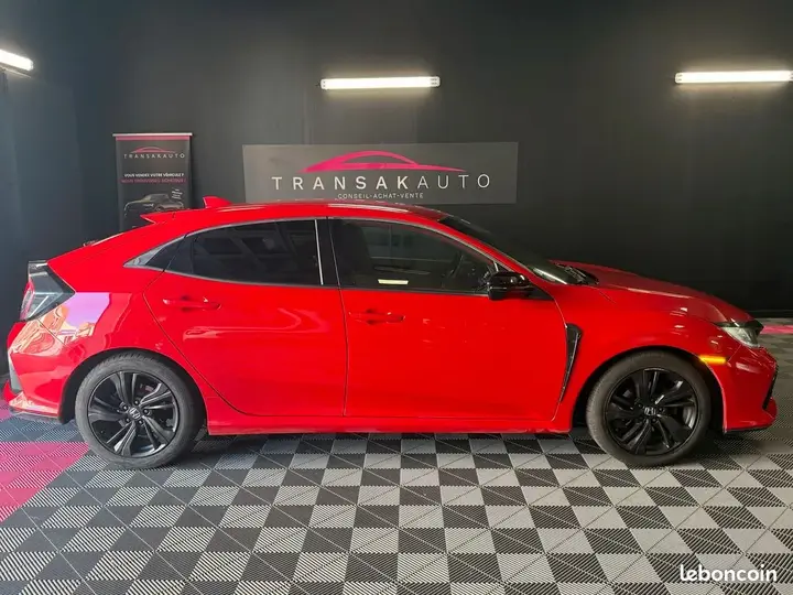Honda Civic 2018 photo 2