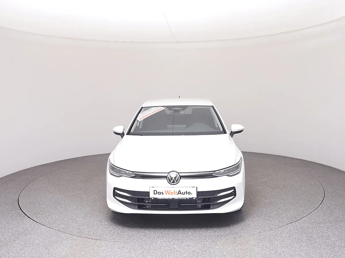 Volkswagen Golf 2026 photo 3