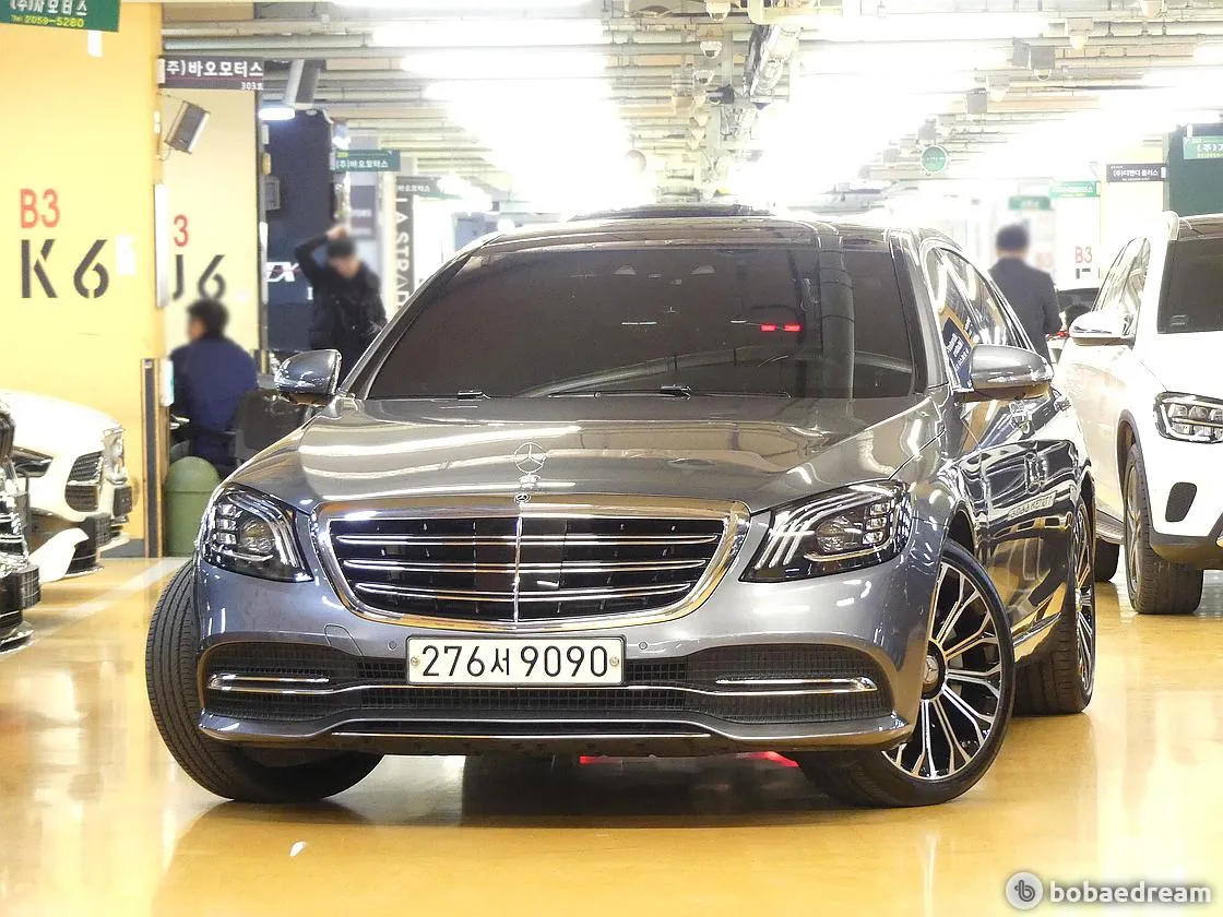 Mercedes-Benz S560L