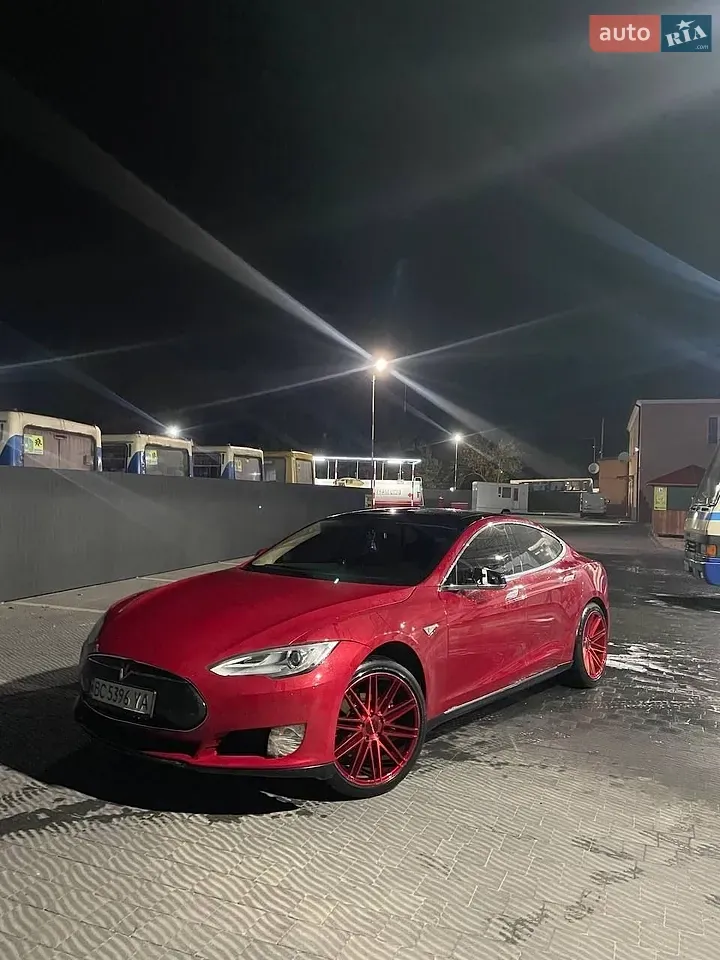 Tesla Model S 2013 photo 5