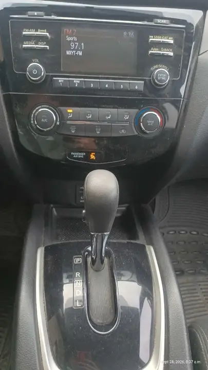 Nissan Rogue 2014 photo 2