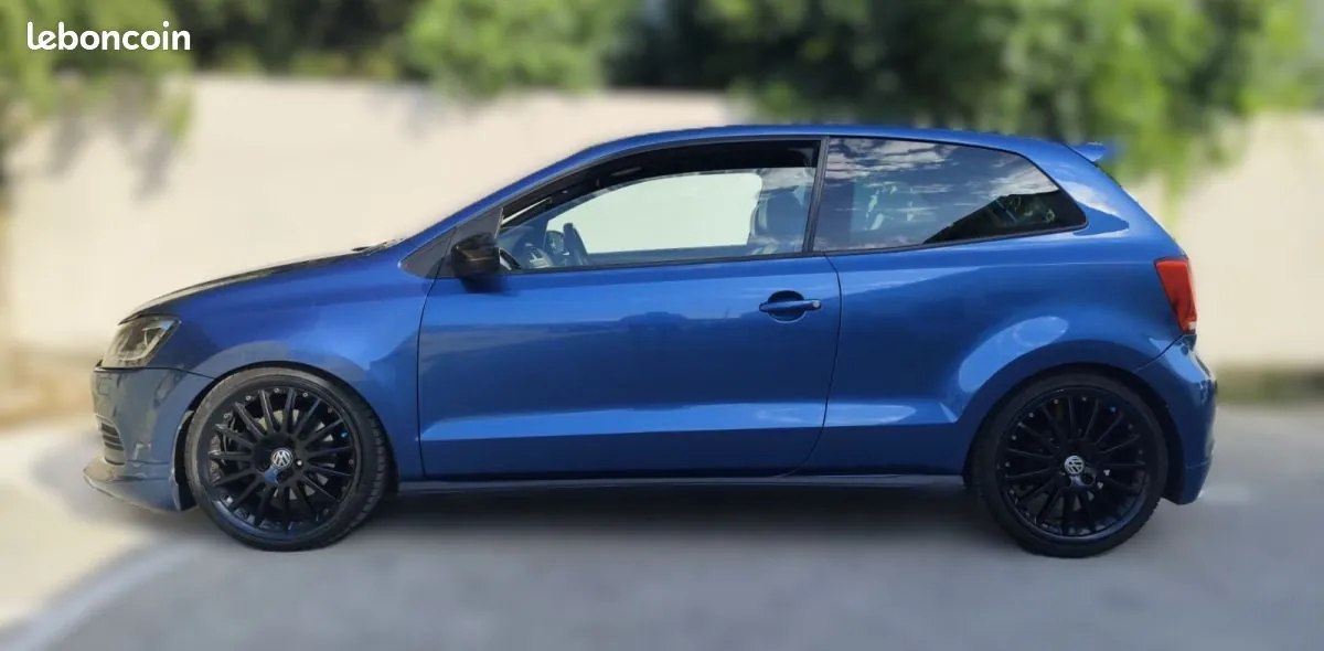 Volkswagen Polo 2014 photo 2