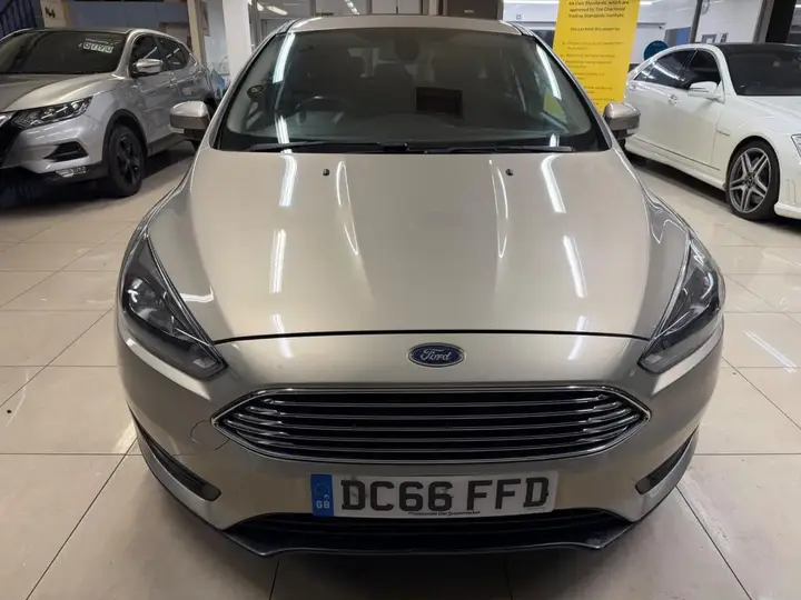 Ford Focus 2016 photo 3