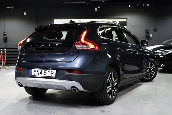 Volvo V40 Cross Country 2018 photo 4