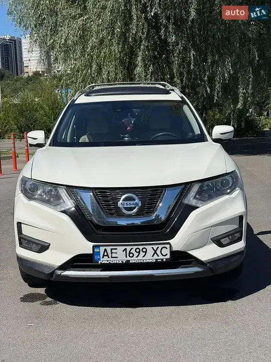 Nissan Rogue 2018 photo 2