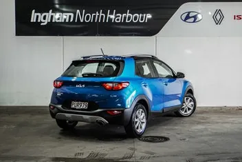 Kia Stonic 2023 photo 4