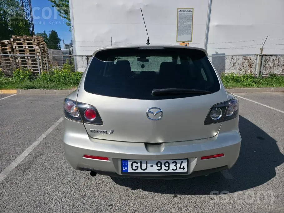 Mazda Mazda3 2007 photo 3