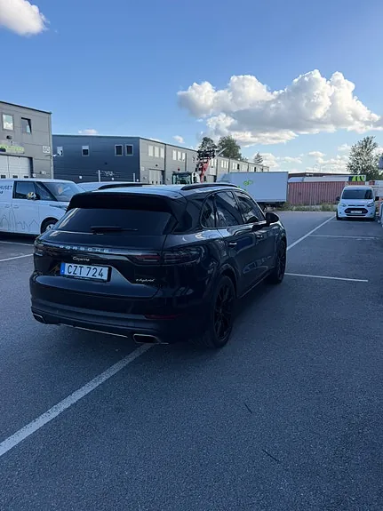 Porsche Cayenne 2019 photo 2