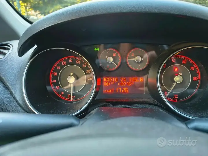 Fiat Punto 2015 photo 5