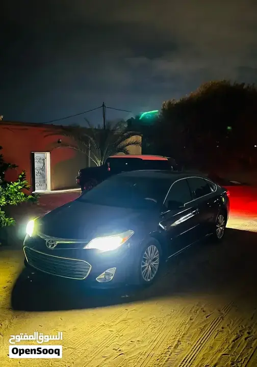 Toyota Avalon 2015 photo 2