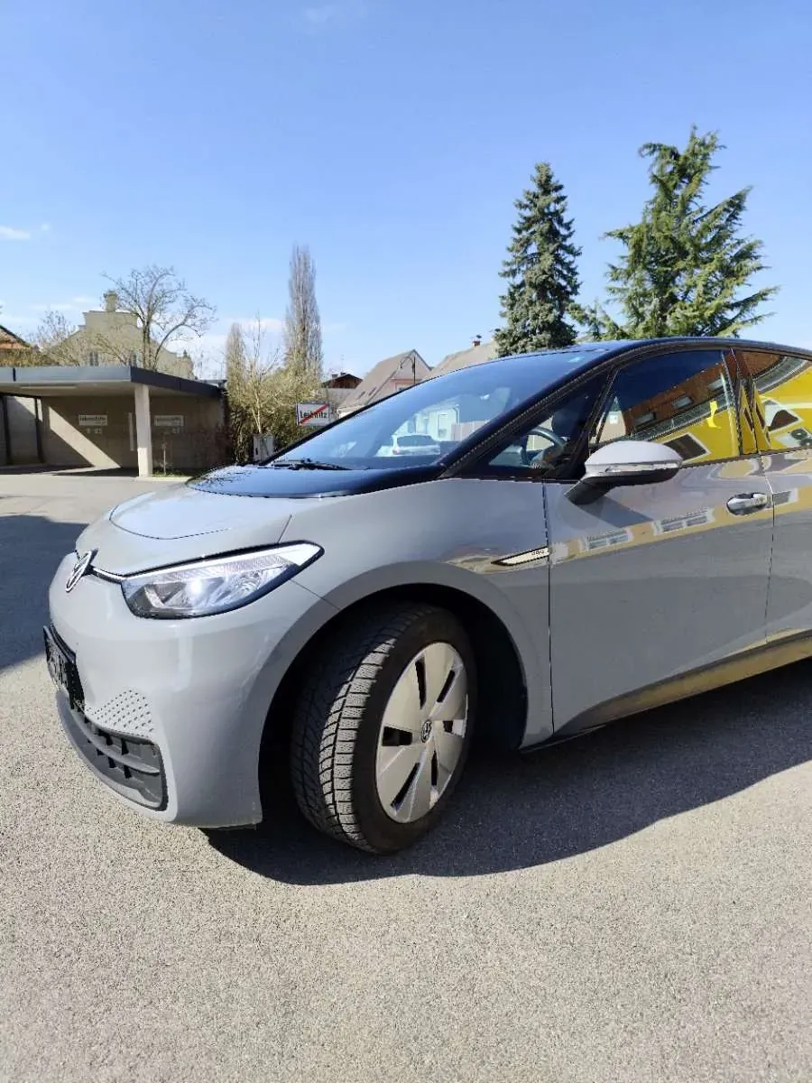 Volkswagen Id.3 2020 photo 3