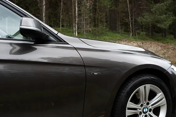 BMW 320D 2015 photo 3