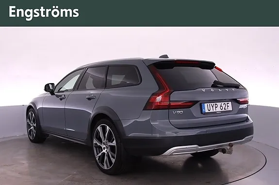 Volvo V90 Cross Country 2023 photo 4