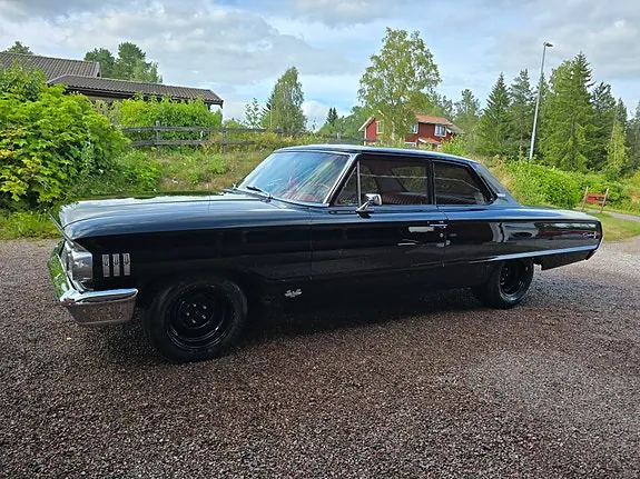 Ford Custom