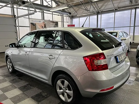 Skoda Rapid Spaceback 2014 photo 3