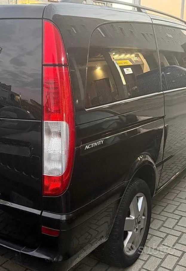 Mercedes-Benz Viano 2008 photo 2