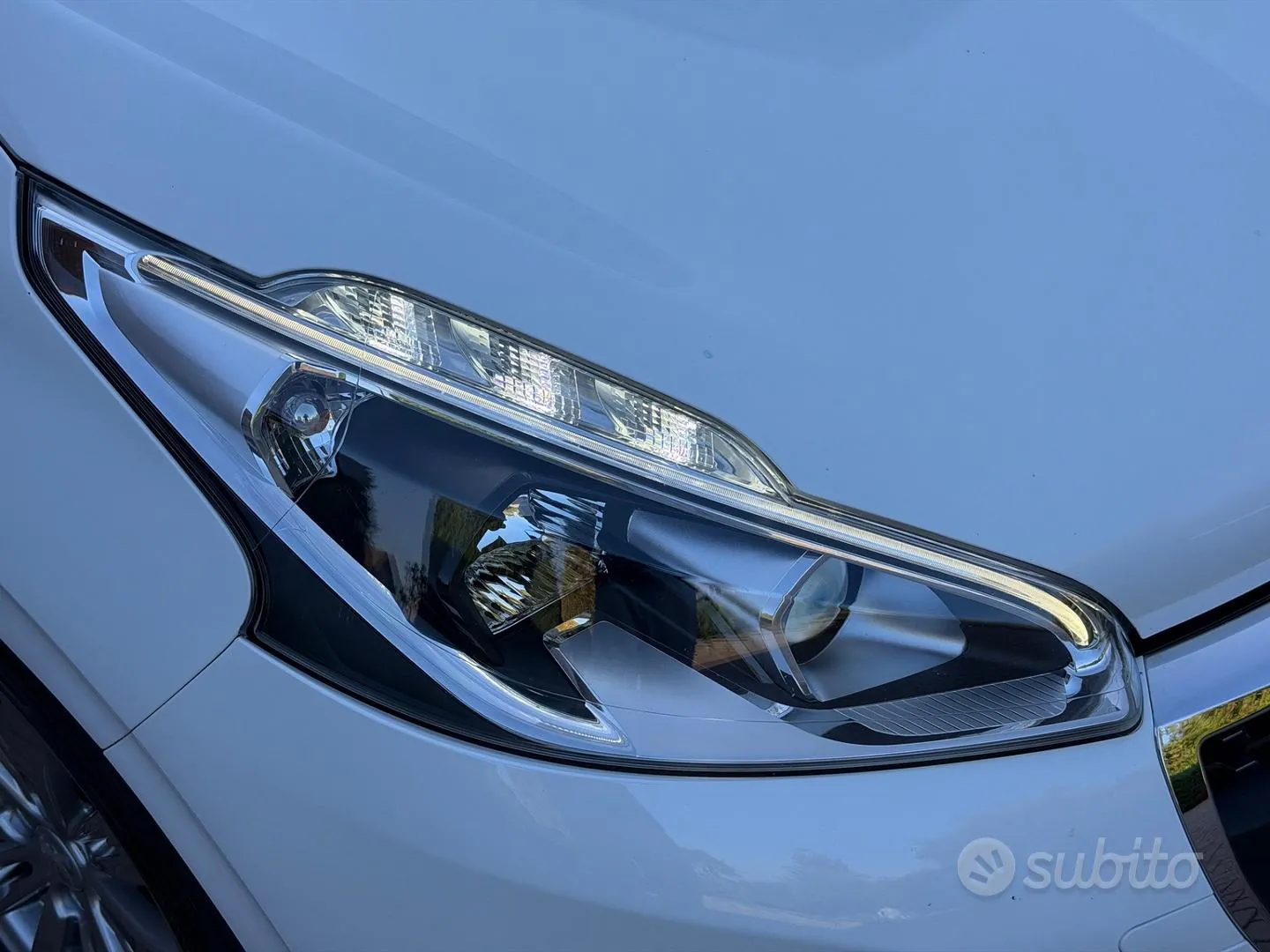 Peugeot 208 2018 photo 5