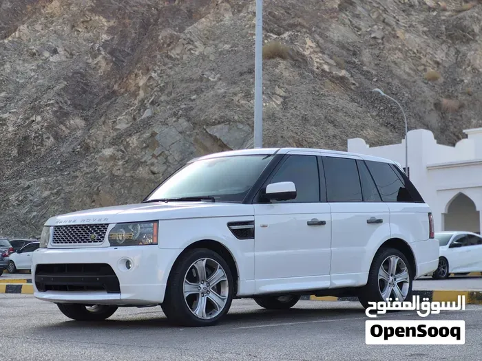 Land Rover Range Rover Sport 2011 photo 2