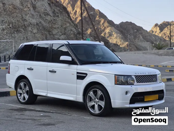 Land Rover Range Rover Sport 2011 photo 4