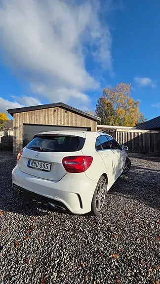 Mercedes-Benz A200 D 2016 photo 2