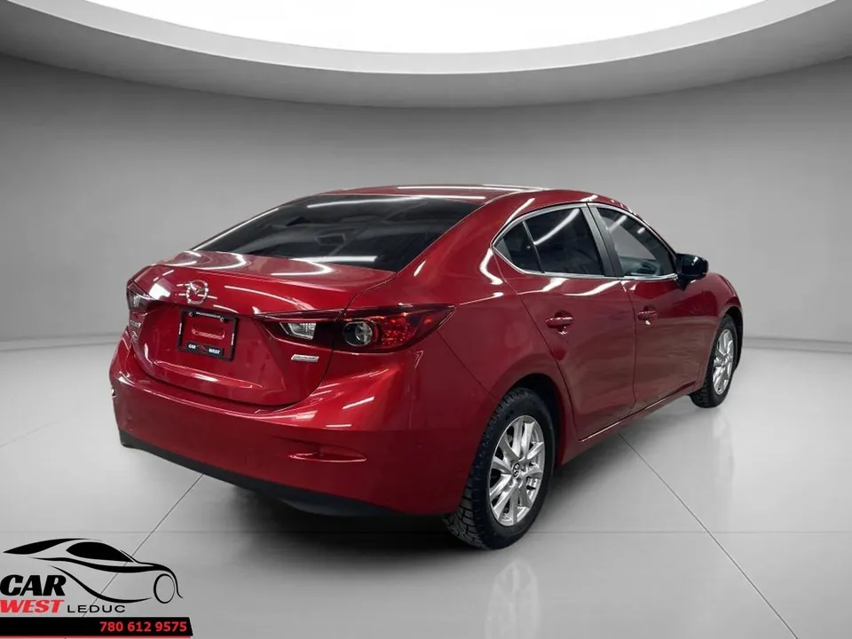 Mazda Mazda3 2018 photo 3