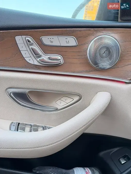 Mercedes-Benz E-Class 2016 photo 5