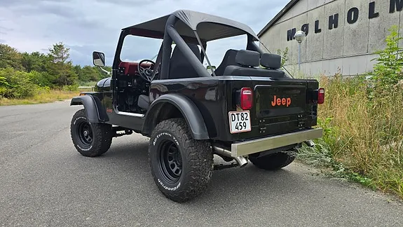 Jeep Cj7