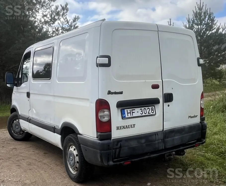 Renault Master 2005 photo 2