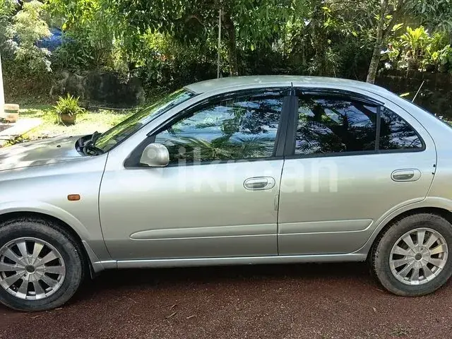 Nissan Sunny 2004 photo 5